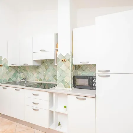 Apartmán Terrazza Privata, Pochi Passi Dalla Porto Taverna Vaccileddi