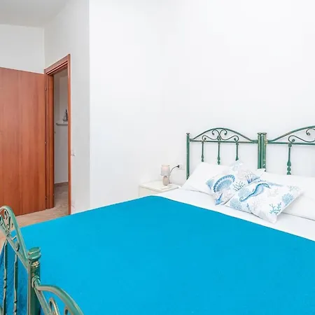 Terrazza Privata, Pochi Passi Dalla Porto Taverna